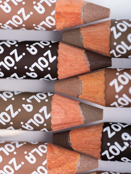 Карандаш пудровый для бровей, ZOLA Powder Brow Pencil, Caramel Brown 05296 фото