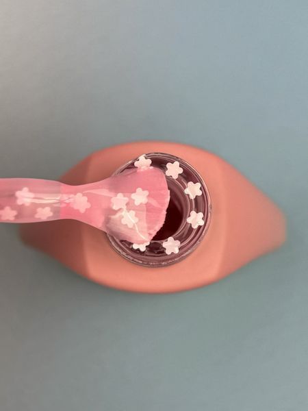 Гель жидкий камуфлирующий для укрепления ногтей, You Are Cute Bottle Gel, №22, персиковый с фигурками, 5 мл 994-4755-1315 фото