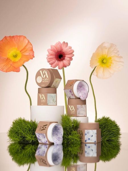 Гель камуфлирующий для наращивания ногтей, Valeri Builder Gel Flower, №04, молочный с нежно-розовыми сухоцветами, 15 мл NVBGF15-04 фото
