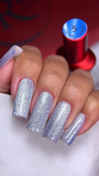 Гель-лак для ногтей с эффектом кошачьего глаза, Roks Cleopatra&nbsp;Cat Eye, №05, цвет: голубо-сиреневый, 6 мл 5902200000505 фото